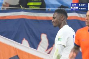 半岛体育官网-马莱莱第99分钟失点!朱鹏宇替补造点,马莱莱罚丢