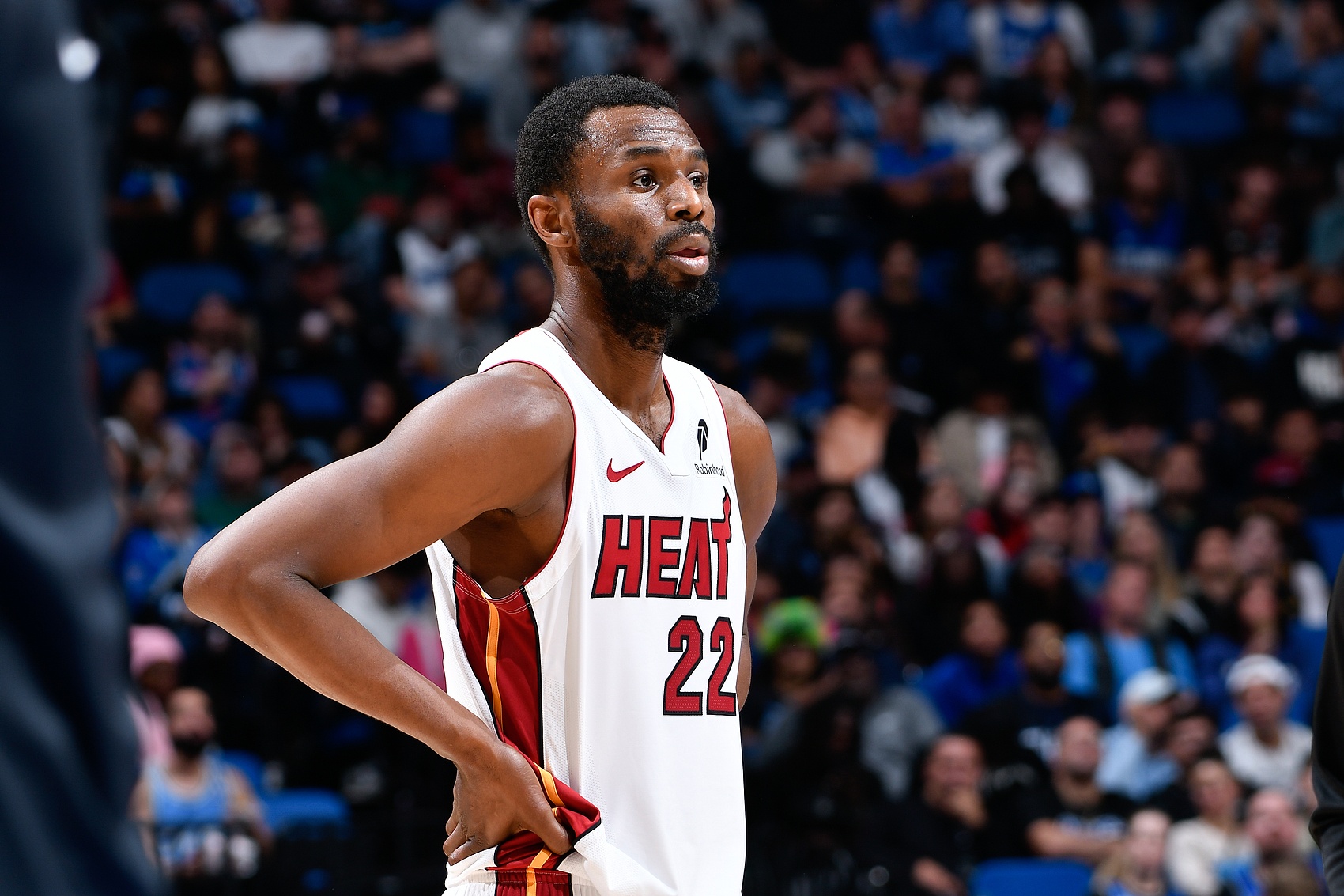 半岛体育APP-美记：热火继续兜售维金斯&amp;目标换1首轮 湖人对其有意已达数月